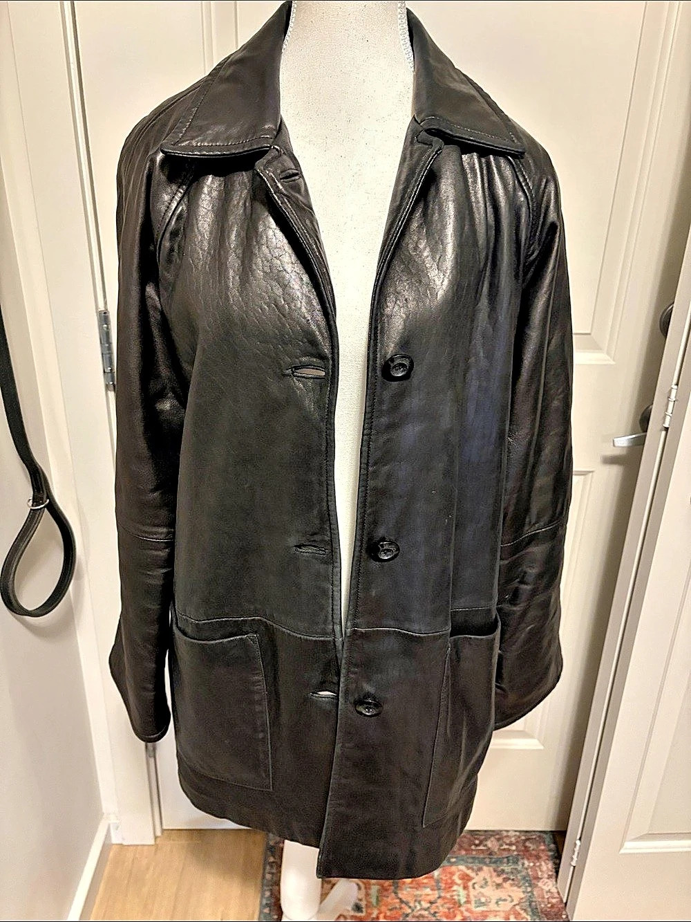 Women's Black Leather Jacket Laura petite small vintage